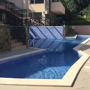  Апартаменты 62a Doctor Luben Lazarov Street