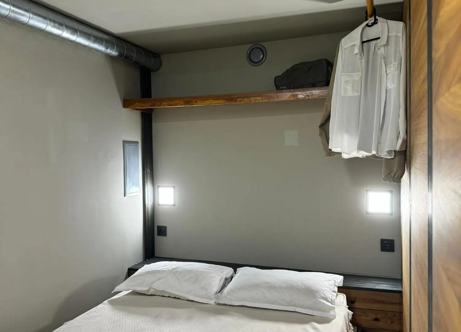 Swed Cab Embassy Hostel Varna